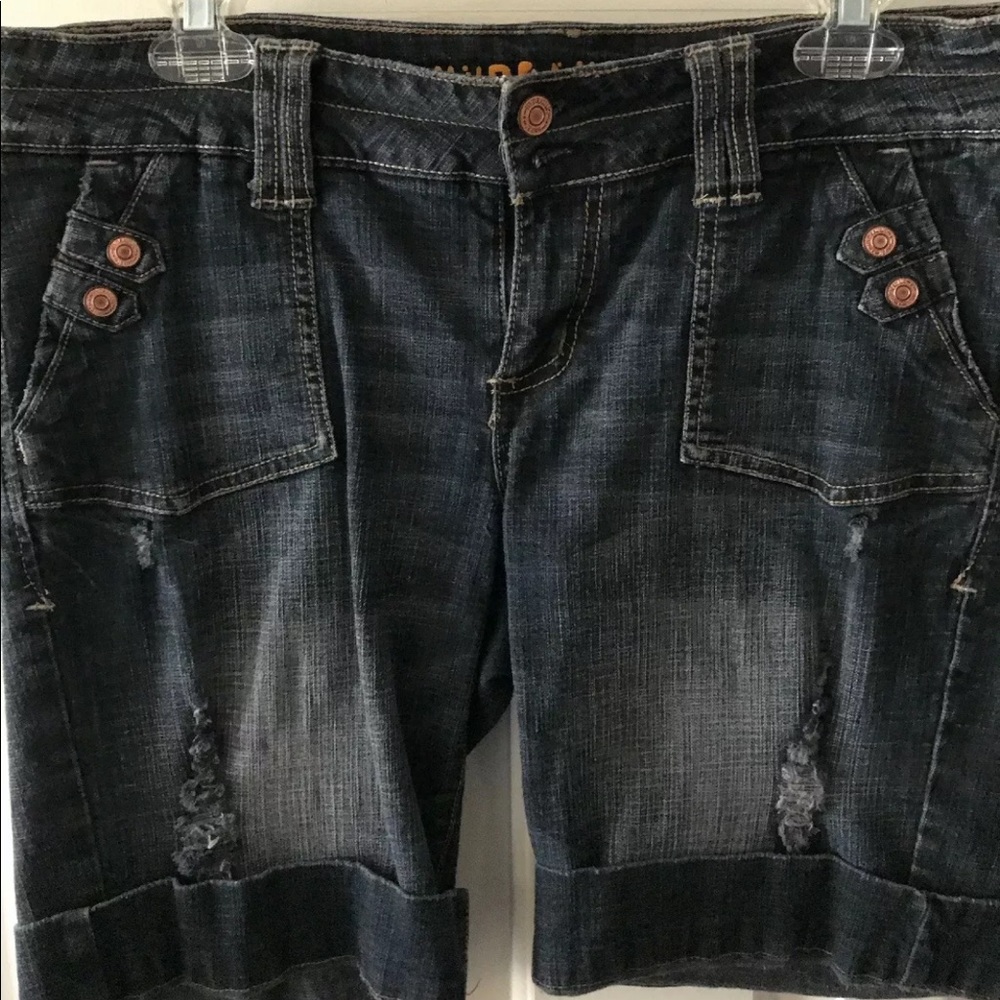 Hydraulic shorts